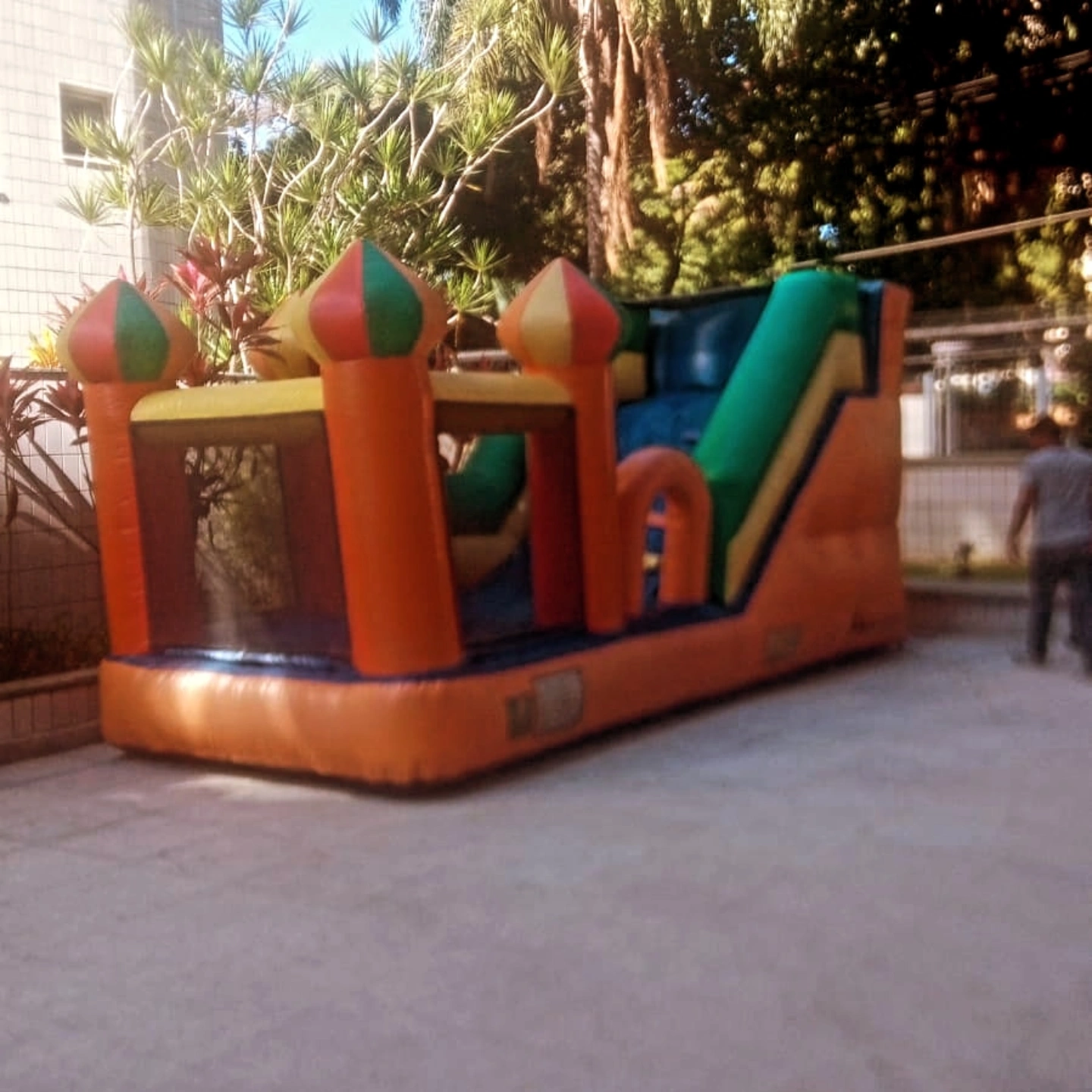 Aluguel de Escorrega com Piscina de Bolinhas em BH